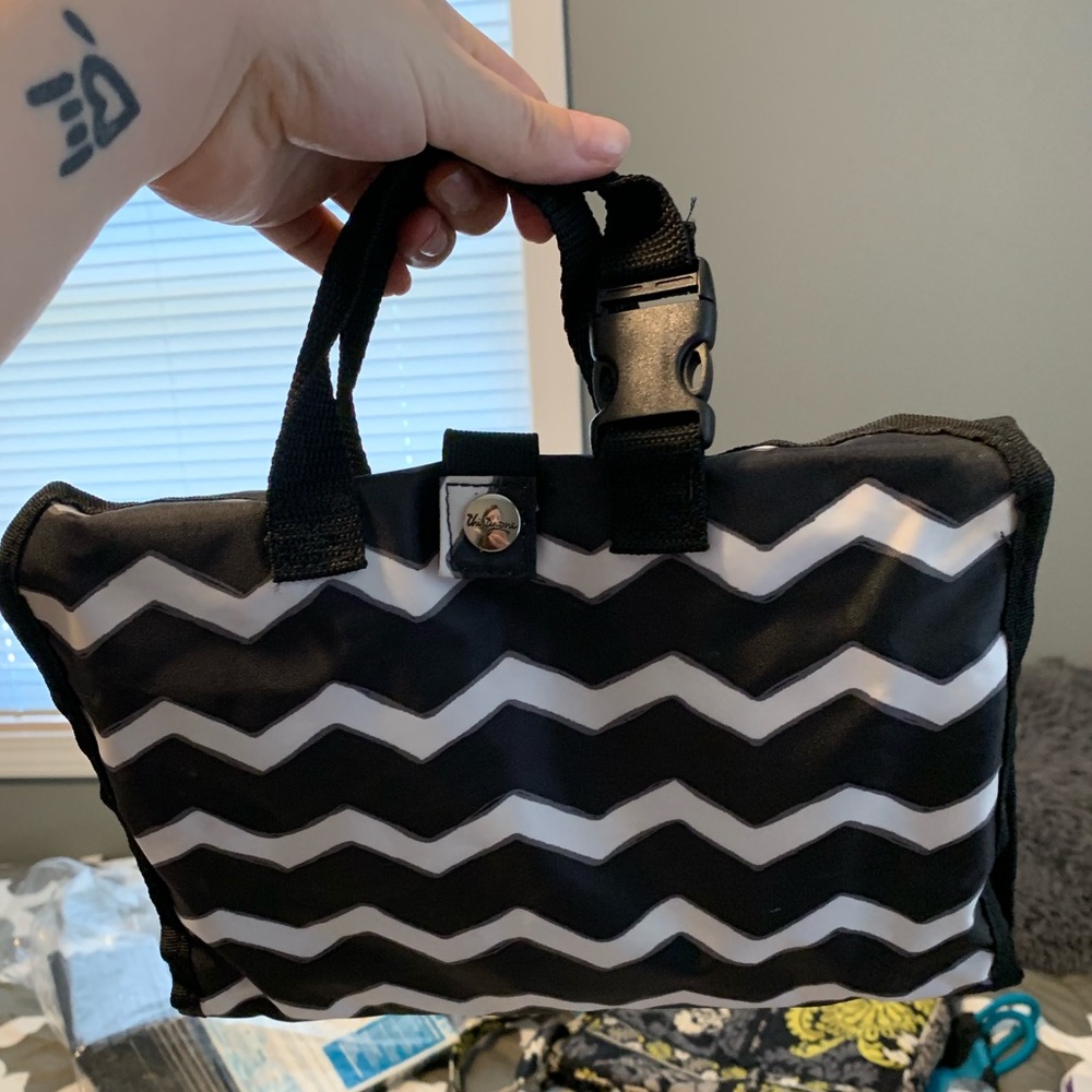 Thirty One cosmetic bag